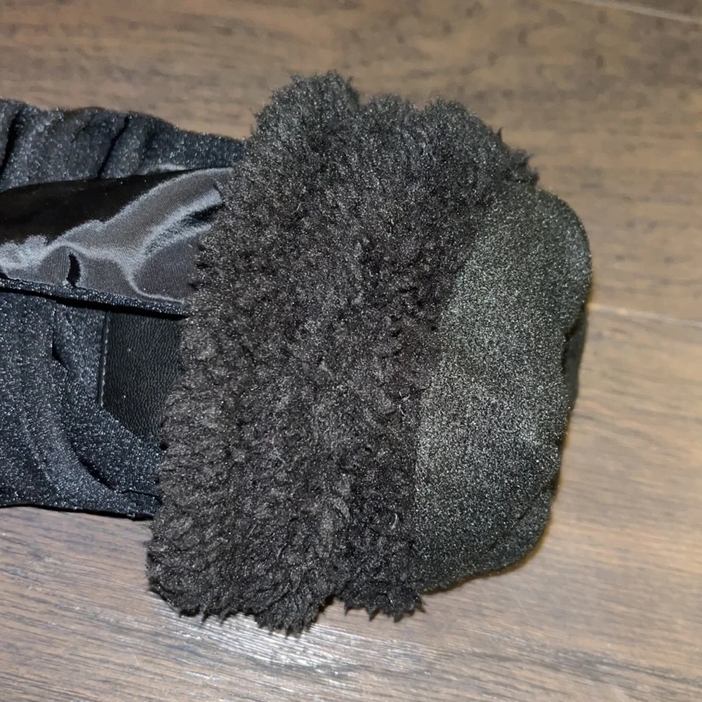 CALVIN KLEIN Black stitched Fleece Lined new Women's Mittens Mitts L/XL glovess